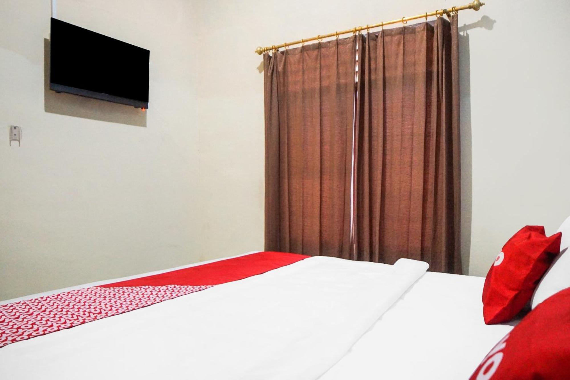 מדאן Oyo 92076 Sky Residence Cengkeh מראה חיצוני תמונה