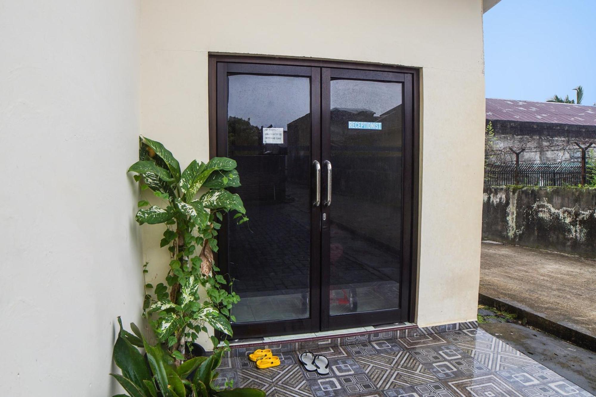 מדאן Oyo 92076 Sky Residence Cengkeh מראה חיצוני תמונה